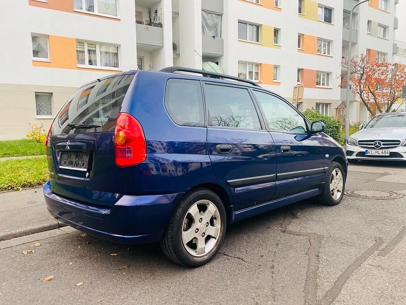 Blau Gebraucht 2005 Mitsubishi Space Star Van / Kleinbus | 1.700 € (Fairer Preis) - Bild 1/4