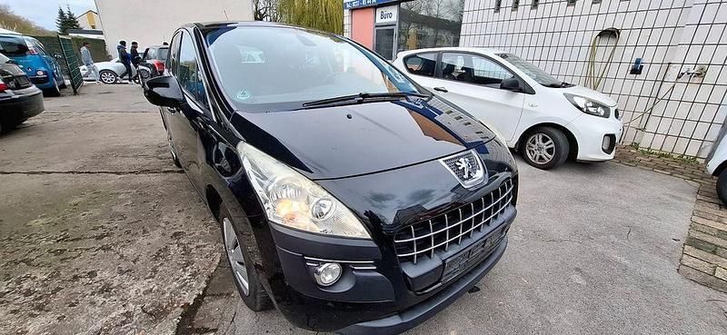 Gebraucht Peugeot 3008 Active 111 PS (81 kW) 2012 Schwarz Kombi