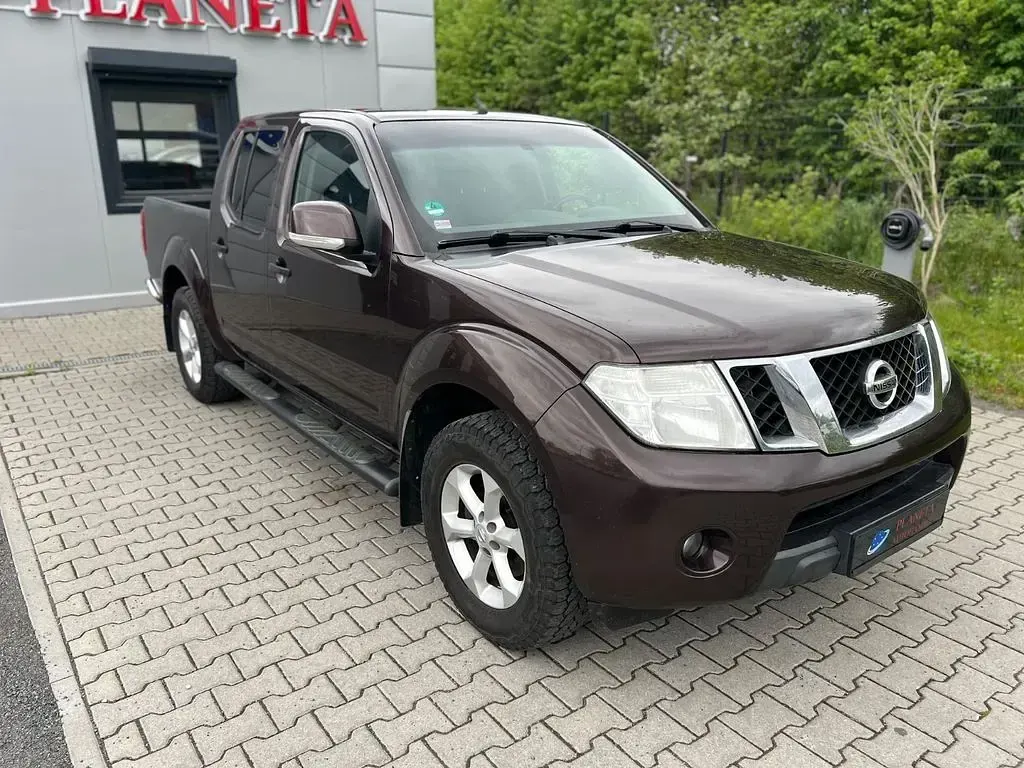Gebraucht Nissan Navara SE 190 PS (139 kW) 2010 Braun Pickup