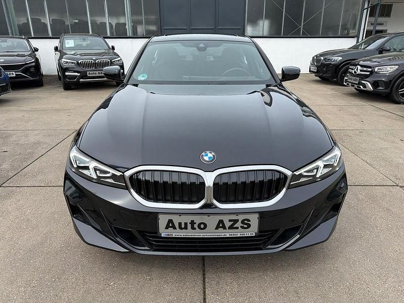 Gebraucht BMW 320 184 PS (135 kW) 2022 Schwarz Limousine