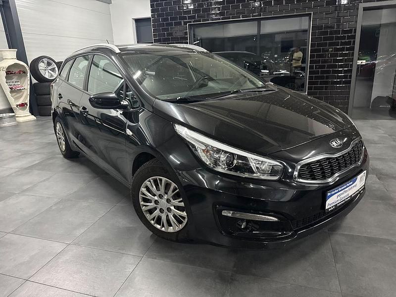 Schwarz Gebraucht 2016 Kia Ceed Sportswagon Kombi | 6.650 € (Superpreis) - Bild 1/4