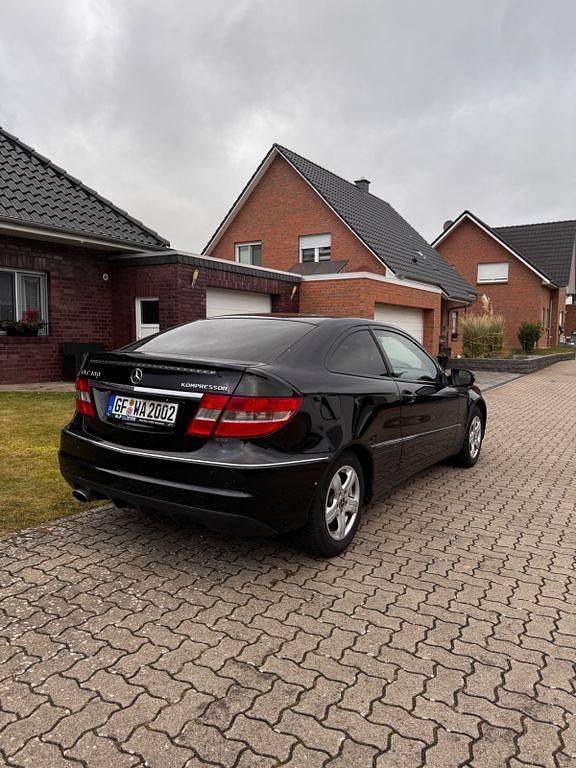 Gebraucht Mercedes CLC180 143 PS (105 kW) 2008 Schwarz Kleinwagen
