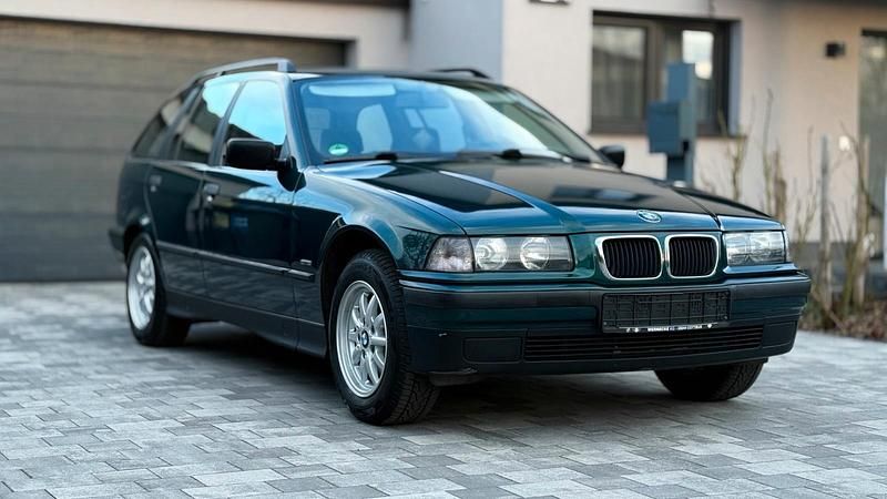 Second-hand BMW 320 150 CP (110 kW) 1996 Verde Break