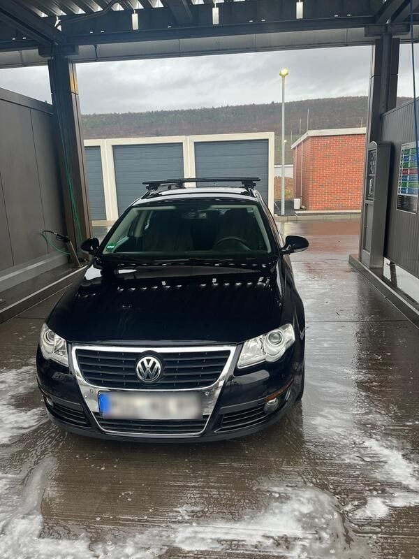 Schwarz Gebraucht 2006 VW Passat Kombi | 3.500 € (Etwas zu teuer) - Bild 1/4