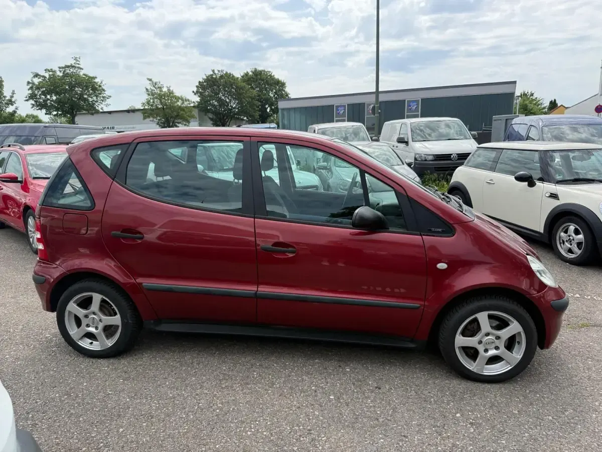 Gebraucht Mercedes A140 82 PS (60 kW) 2003 Rot Kleinwagen
