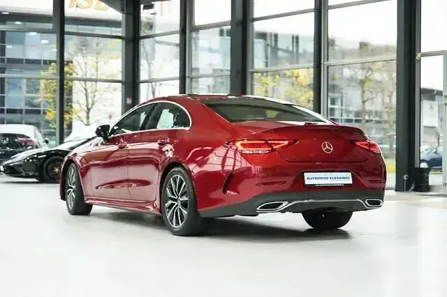 Gebraucht Mercedes CLS220 Avantgarde 194 PS (142 kW) 2022 Rot Coupé