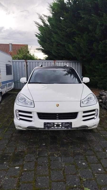Gebraucht Porsche Cayenne 241 PS (177 kW) 2010 Weiß SUV