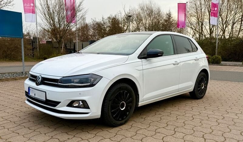 Weiß Gebraucht 2021 VW Polo Highline Limousine | 13.200 € (Guter Preis) - Bild 1/4