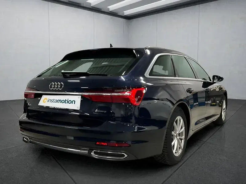 Second-hand Audi A6 204 CP (150 kW) 2022 Albastru Break