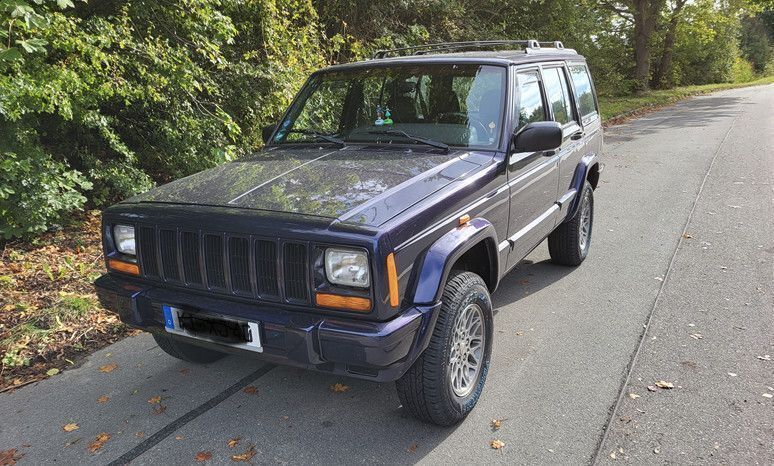 Gebraucht 1998 Jeep Cherokee Limited SUV | 15.900 € - Bild 1/4