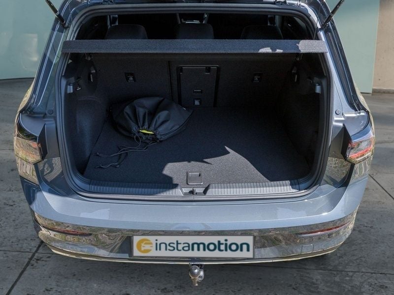 Gebraucht VW Golf VIII GTE 272 PS (200 kW) 2024 Grau Limousine