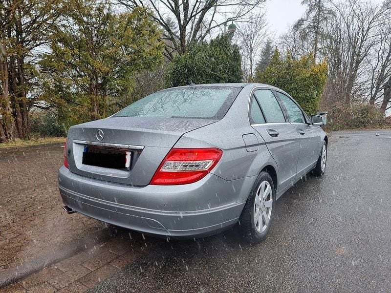 Gebraucht Mercedes C200 184 PS (135 kW) 2010 Silber Limousine