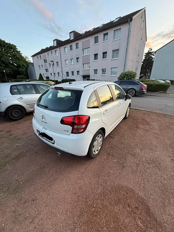 Gebraucht Citroën C3 90 PS (66 kW) 2010 Weiß Kleinwagen