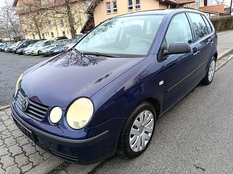 Gebraucht VW Polo 60 PS (44 kW) 2003 Blau Kleinwagen