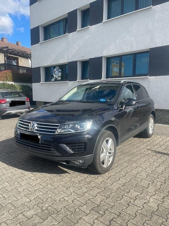 Gebraucht VW Touareg 262 PS (192 kW) 2016 Schwarz SUV