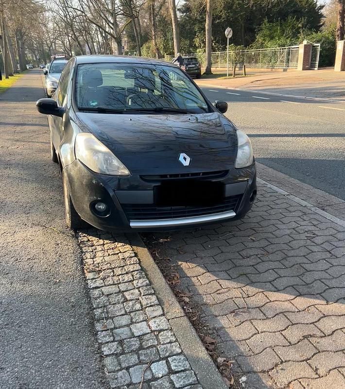 Gebraucht Renault Clio IV 75 PS (55 kW) 2012 Schwarz Limousine