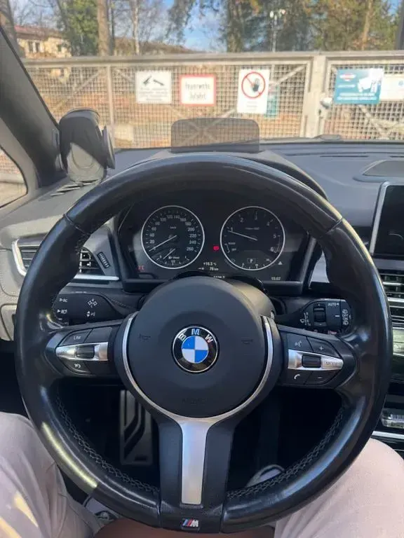 Gebraucht BMW 220 Gran Tourer Performance 190 PS (139 kW) 2015 Schwarz Van / Kleinbus