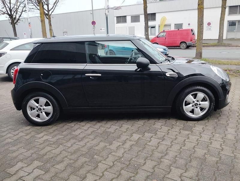 Gebraucht Mini ONE 75 PS (55 kW) 2016 Schwarz Kleinwagen