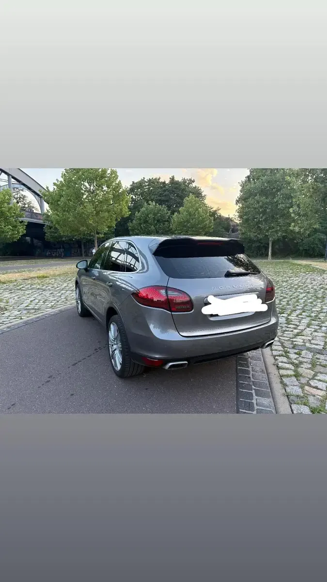Gebraucht Porsche Cayenne Diesel 245 PS (180 kW) 2011 Andere farben SUV