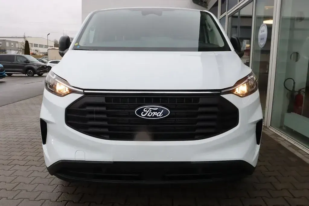 Neu Ford Transit Custom Trend 170 PS (125 kW) 2026 Frozen white Van / Kleinbus
