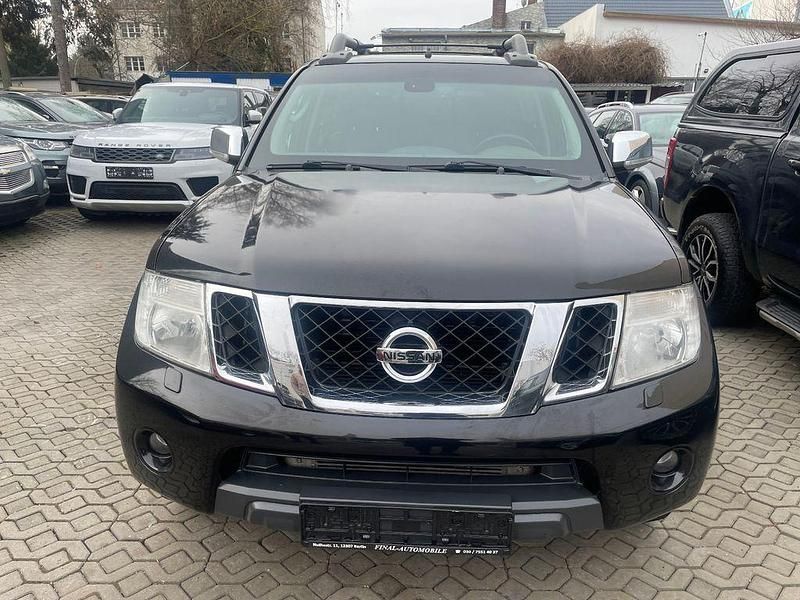 Gebraucht Nissan Navara 231 PS (169 kW) 2016 Schwarz Pickup