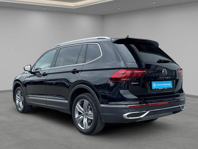 Gebraucht VW Tiguan Allspace Elegance 190 PS (139 kW) 2022 Schwarz SUV