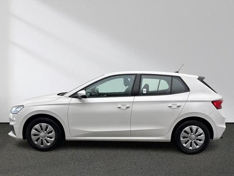 Gebraucht Skoda Fabia Active 65 PS (47 kW) 2023 Weiß Limousine