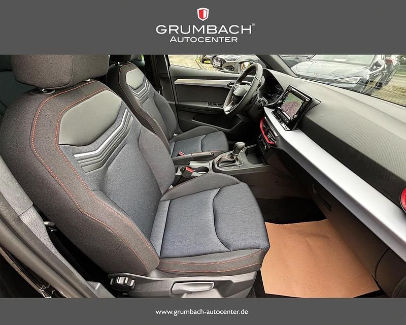 Neu Seat Ibiza FR 116 PS (85 kW) 2025 2t deep black perleffekt Limousine