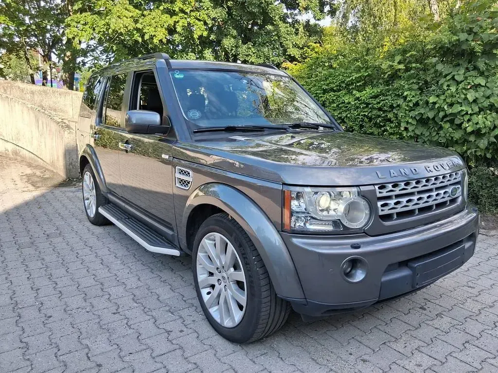 Gebraucht Land Rover Discovery 4 SE 256 PS (188 kW) 2013 Grau SUV