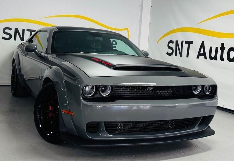 Grau Gebraucht 2020 Dodge Challenger Coupé | 42.490 € (Etwas zu teuer) - Bild 1/4