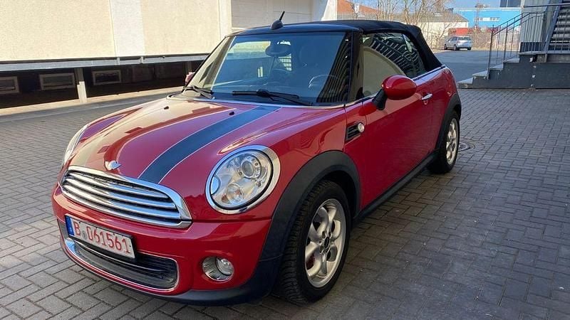 Gebraucht Mini Cooper Cabriolet 98 PS (72 kW) 2011 Rot Cabrio