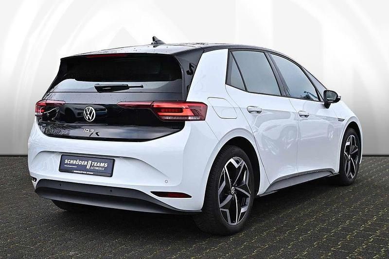 Gebraucht VW ID.3 Pro Performance 150 kW (204 PS) 2022 Weiß Kleinwagen