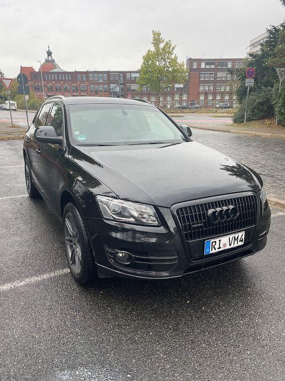 Schwarz Gebraucht 2010 Audi Q5 S-Line SUV | 9.990 € (Fairer Preis) - Bild 1/4