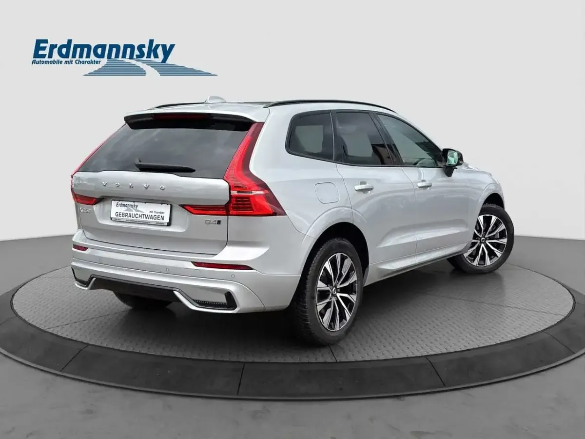 Gebraucht Volvo XC60 145 PS (106 kW) 2023 SUV