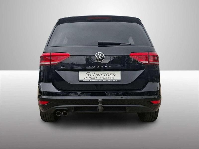 Gebraucht VW Touran Highline 150 PS (110 kW) 2024 Schwarz Van / Kleinbus