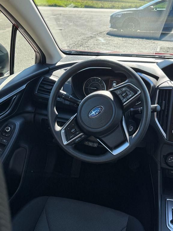 Gebraucht Subaru Impreza Style 114 PS (83 kW) 2018 Rot Limousine