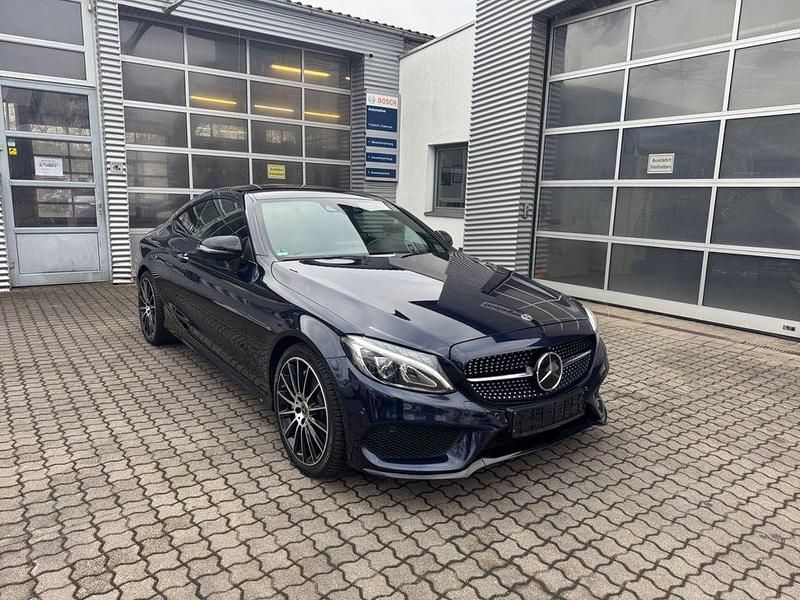 Gebraucht Mercedes C300 AMG 245 PS (180 kW) 2017 Blau Coupé