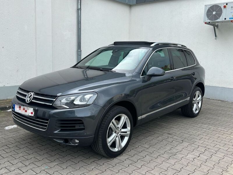 Grau Gebraucht 2013 VW Touareg SUV | 10.499 € (Guter Preis) - Bild 1/4