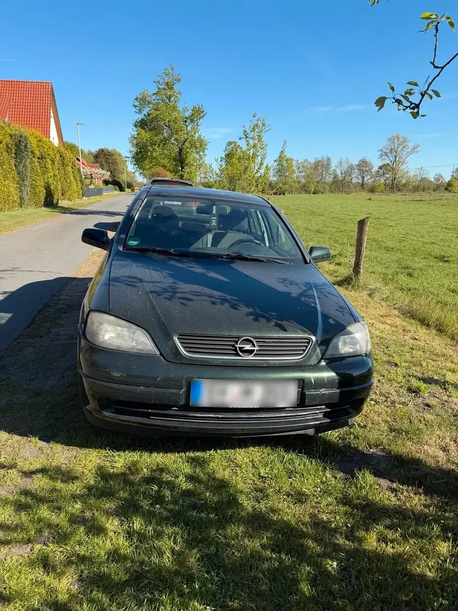 Gebraucht Opel Astra 75 PS (55 kW) 2004 Grün Limousine