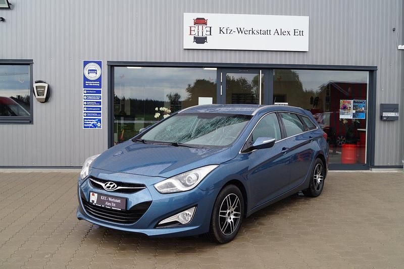 Blue spirit Gebraucht 2013 Hyundai i40 Edition Kombi | 8.500 € (Fairer Preis) - Bild 1/4