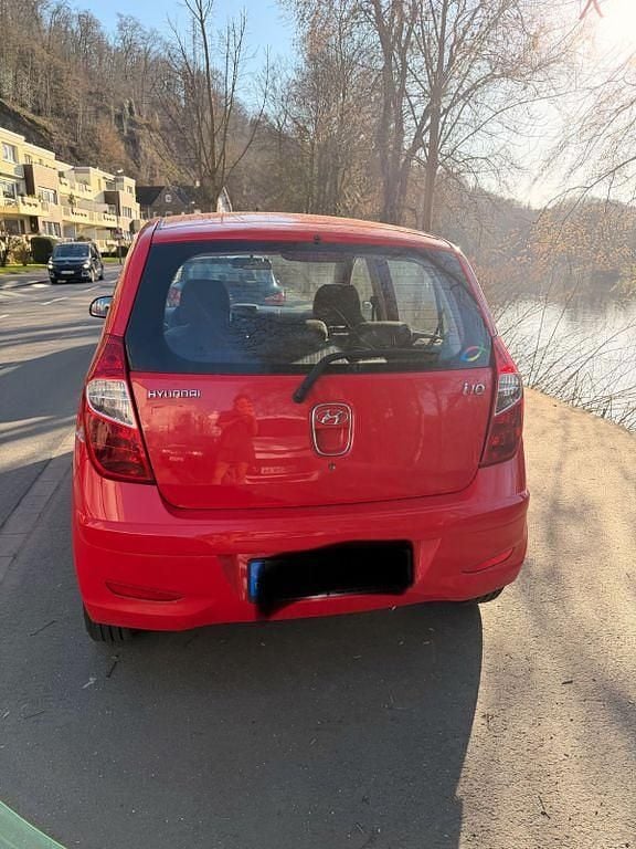 Gebraucht Hyundai i10 Edition 69 PS (50 kW) 2012 Kleinwagen