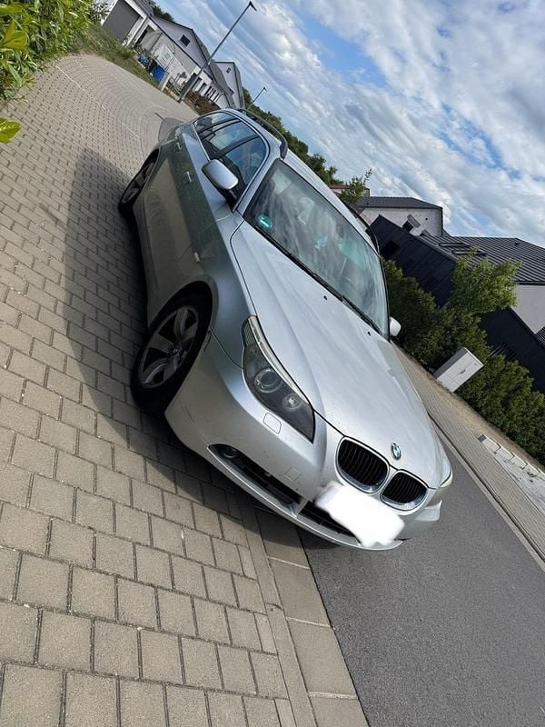 Silber Gebraucht 2005 BMW 525 Kombi | 3.500 € (Etwas zu teuer) - Bild 1/4