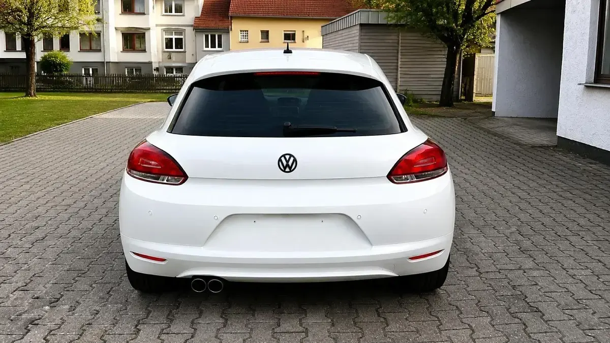 Gebraucht VW Scirocco 160 PS (117 kW) 2008 Weiß Coupé