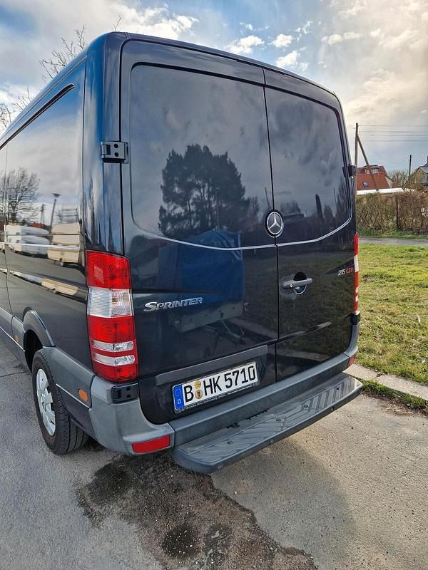 Gebraucht Mercedes Sprinter 150 PS (110 kW) 2008 Schwarz Van