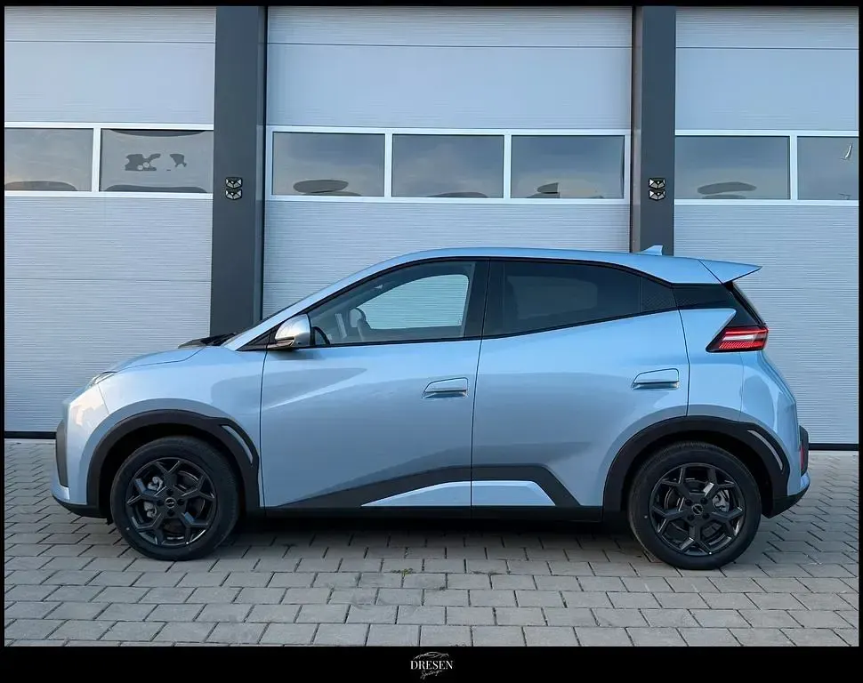 Neu BYD Dolphin Surf Comfort 114 kW (156 PS) 2025 Ice blue Kleinwagen