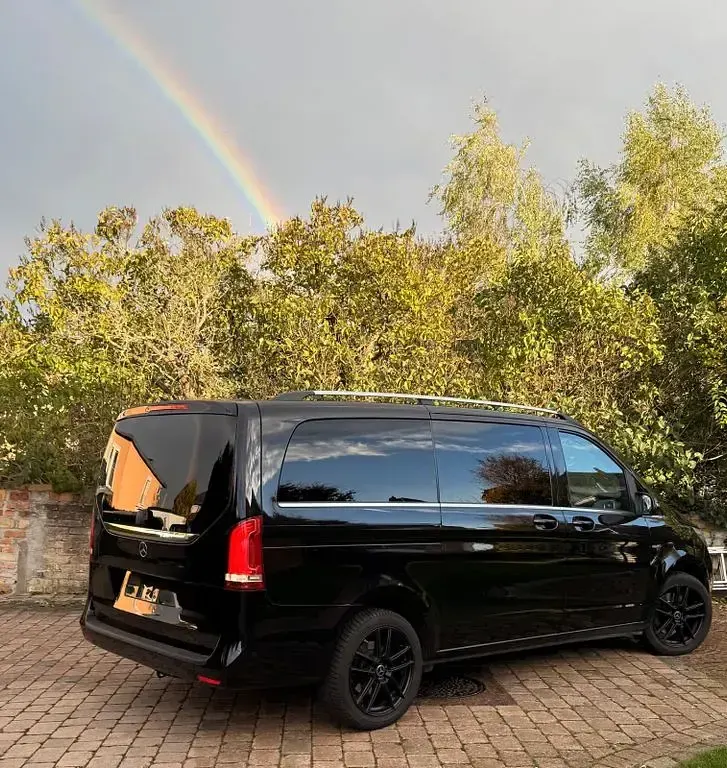 Gebraucht Mercedes V250 Avantgarde Edition 190 PS (139 kW) 2018 Schwarz Van / Kleinbus