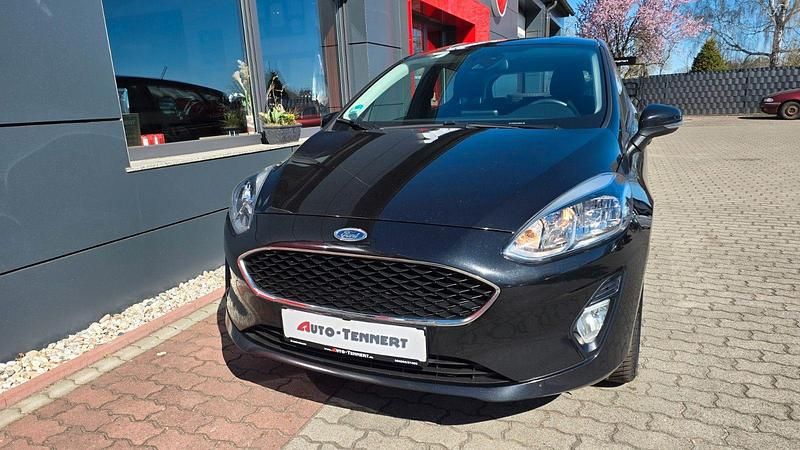Gebraucht Ford Fiesta Cool & Connect 95 PS (69 kW) 2020 Schwarz Kleinwagen