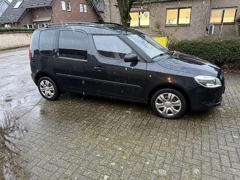Gebraucht Skoda Roomster Noire 86 PS (63 kW) 2013 Schwarz Van / Kleinbus