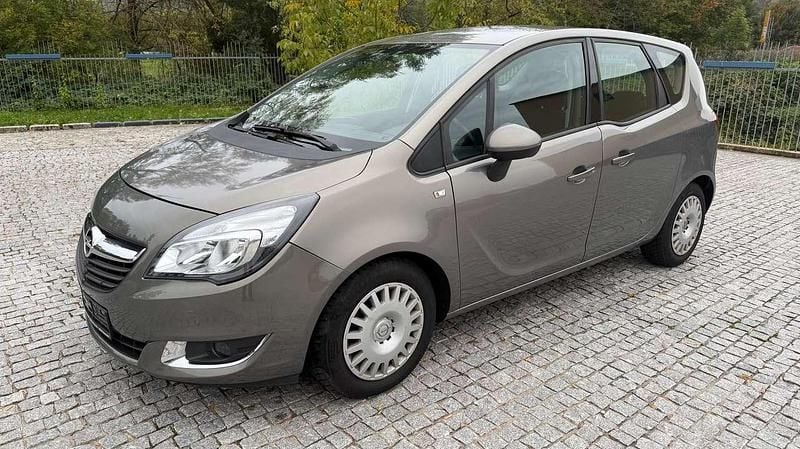Braun Gebraucht 2015 Opel Meriva drive Van / Kleinbus | 8.100 € (Guter Preis) - Bild 1/4