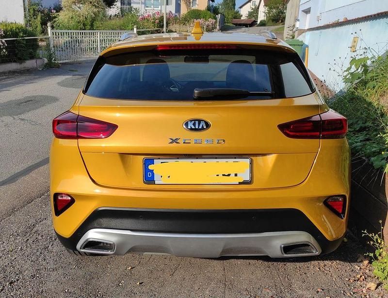 Gebraucht Kia XCeed Xdition 160 PS (117 kW) 2021 Gold SUV